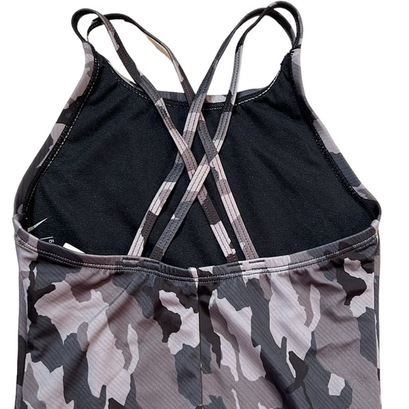 NWOT Nike Spider Back One Piece, 8/10 - Picture 5 of 8